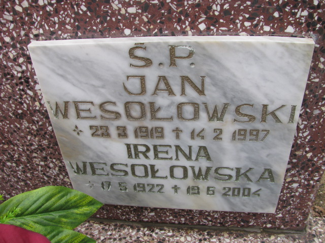 Irena Wesołowska 1922 Płowęż - Grobonet - Wyszukiwarka osób pochowanych